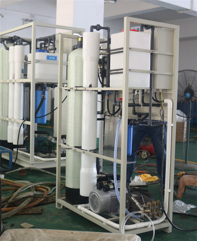 Marine Boat Pure Water Desalination Machine 25L Water Yield 7.5KW